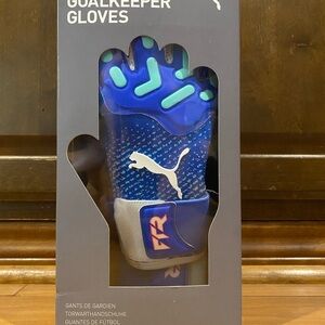 Puma Gray Goalie Gloves